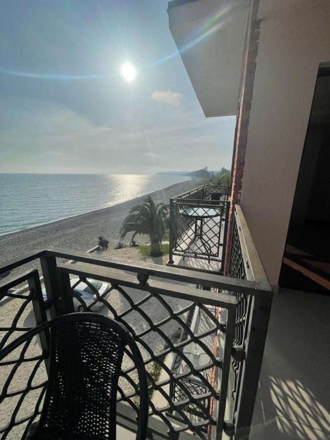 Leon Beach Hotel New Athos ภายนอก รูปภาพ